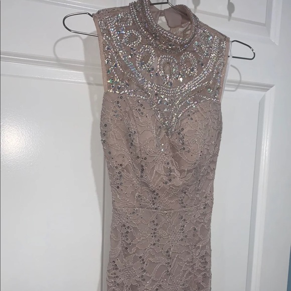 Only worn once - Picture 4 of 5